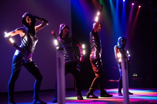LOOOOP Feuer- und Lichtshow — photo 4