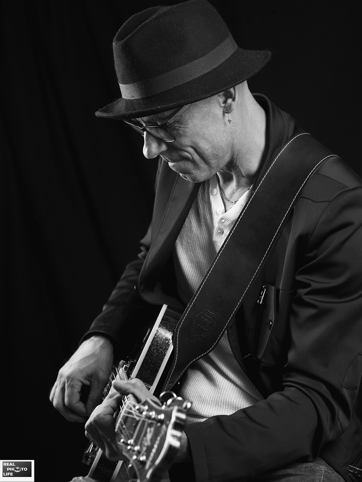 G.L.T. one man band/Duo/ Trio/Quartet — photo 11