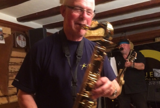 Saxophonist für Ihren persönlichen Event!