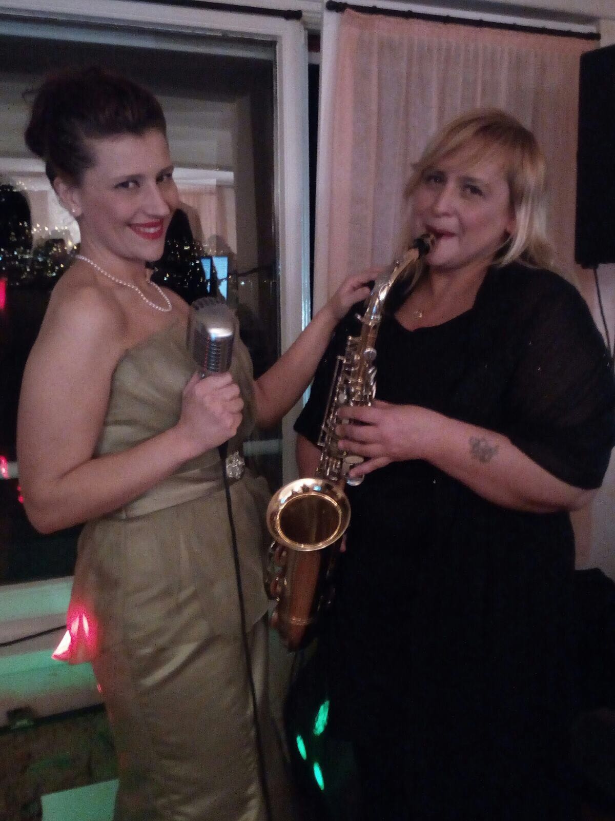 `Francy &amp;amp; Mary` Party Woman Duo — photo 5