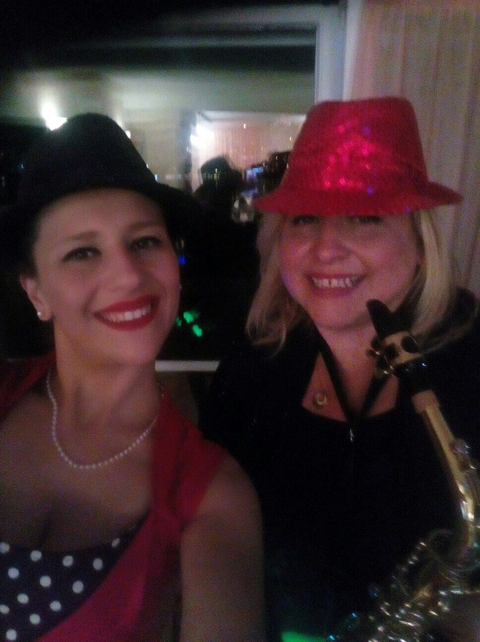 `Francy &amp;amp; Mary` Party Woman Duo — photo 8
