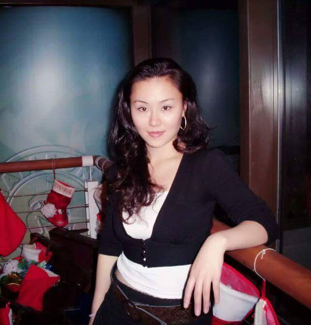 Elva Bai — photo 9