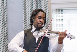 Violinist (Hip-Hop, Pop, R&B) | Weddings, Birthdays, Events