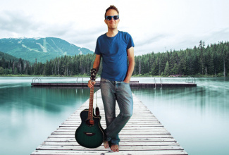 Dan Ward (UK) - Professional Singer-Songwriter and One-Man-Band, with 120 covers