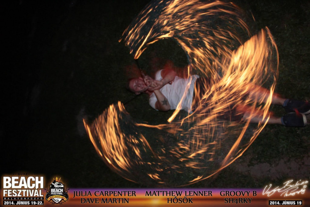 Feuershow, Feuerspucker — photo 13