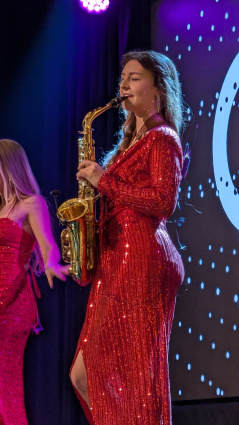 Female Saxophonist — photo 3